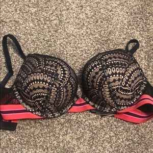 Victoria Secret Bombshell Bra